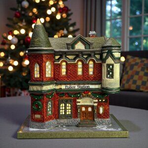 O’Well Dickens Keepsake Christmas Village Lighted Police Station 1993